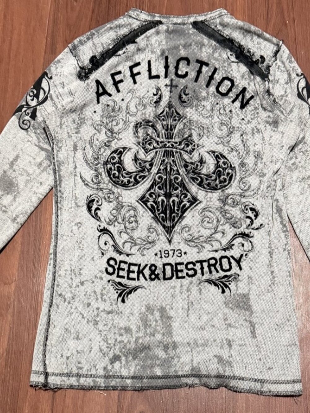 Affliction Mens L Gray Acid Wash Thermal Long Sleeve Shirt Seek & Destroy Y2K